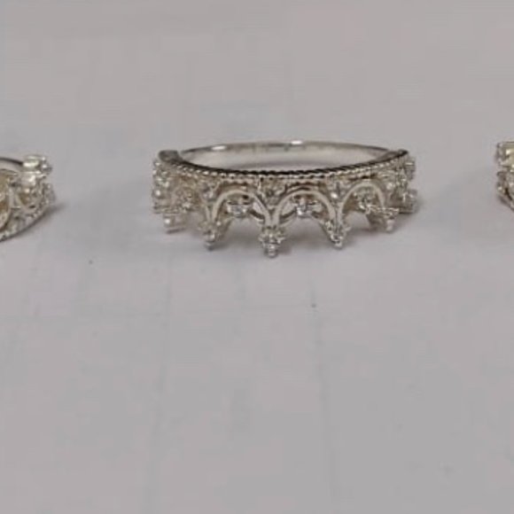 Queen Ring Sterling Silver Ring Tiara Ring Crown - Picture 4 of 4